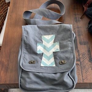 Gray Crossbody Bag with Chevron Design
